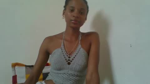 juliexexy online show from 02/13/25, 06:41