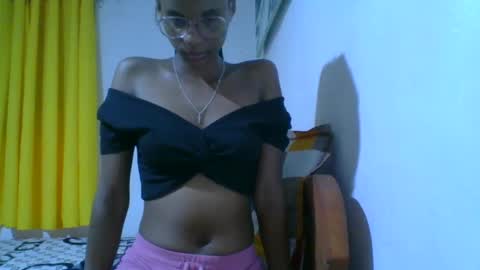 juliexexy online show from 02/18/25, 06:47