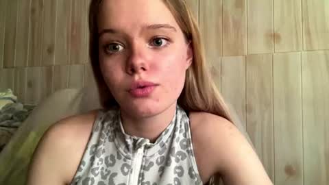 Malin online show from 06/12/26, 03:44