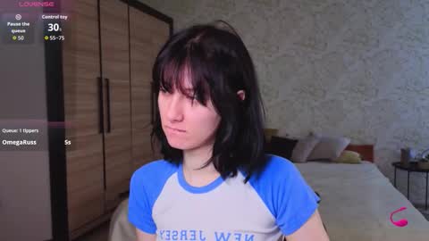 Snapshot of julissweet chatting on 10/24/25, 07:05 Asmodeus online show from 10/24/25, 07:05