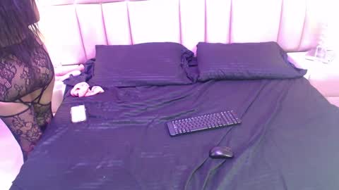 julitpink online show from 10/04/25, 11:41