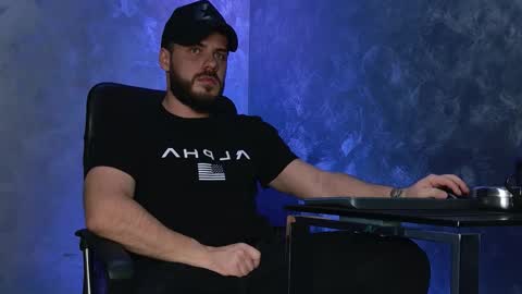 JULiUS   online show from 12/14/25, 07:29