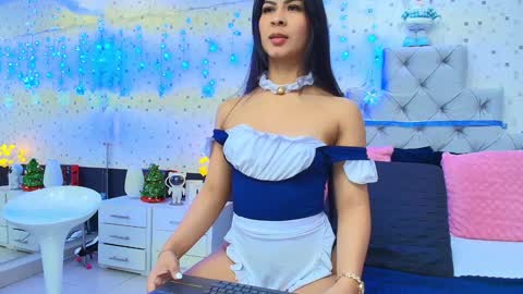 Julieta Reyes   online show from 12/28/24, 11:52