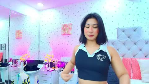 Julieta Reyes   online show from 05/27/26, 11:51