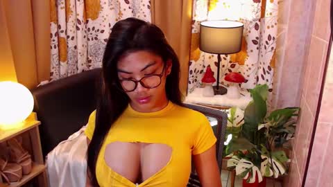 jullimiller online show from 02/17/25, 10:18