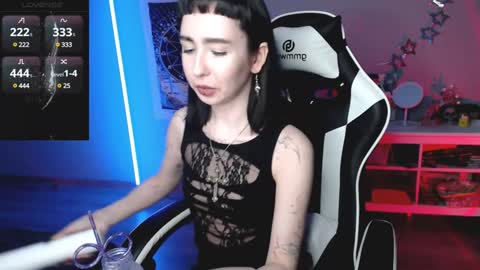 Baroness Von Cringe online show from 01/17/25, 06:44