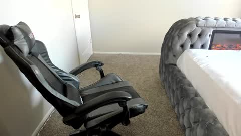 july online show from 09/19/25, 08:09