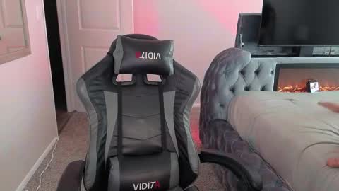 july online show from 10/09/25, 07:23