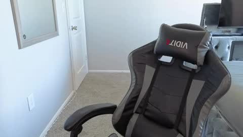 july online show from 10/12/25, 03:00