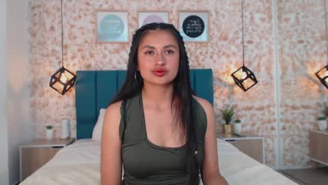 Julietha  online show from 12/17/24, 10:00