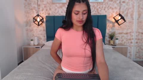 Julietha  online show from 12/26/24, 08:32