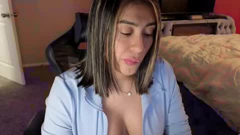 julyclb online show from 05/17/26, 12:08