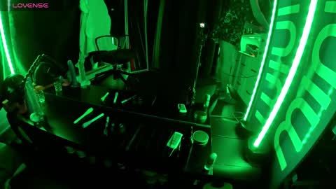 Julie online show from 10/19/25, 10:54