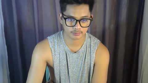 Snapshot of julz_alwayshorny chatting on 09/26/25, 06:28 call me julz online show from 09/26/25, 06:28