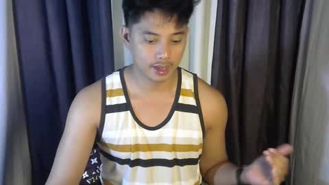 Snapshot of julz_alwayshorny chatting on 10/24/25, 04:36 call me julz online show from 10/24/25, 04:36