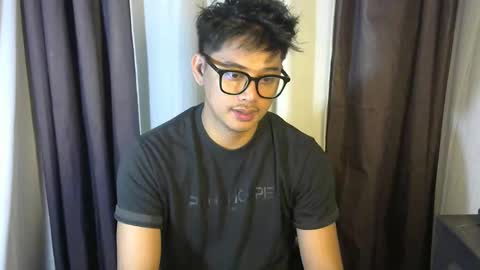 Snapshot of julz_alwayshorny chatting on 10/26/25, 01:50 call me julz online show from 10/26/25, 01:50