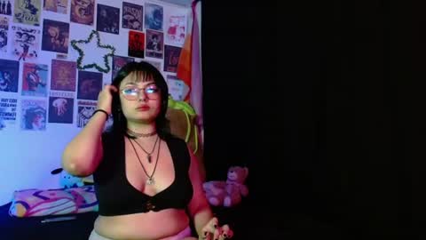 Snapshot of julz_cherry_ chatting on 07/03/26, 06:09 Cherry Julz Independiente online show from 07/03/26, 06:09