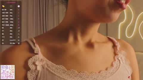 Bella online show from 11/22/25, 06:18