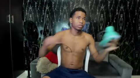 Snapshot of juniorhot07 chatting on 09/18/25, 05:26 juniorhot07 online show from 09/18/25, 05:26