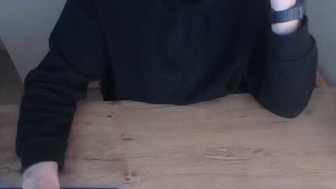 junk2711 online show from 02/08/25, 03:21