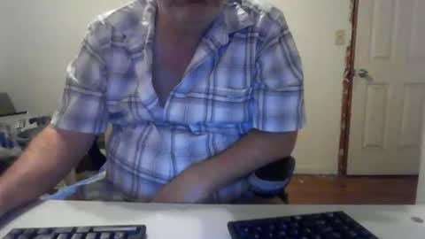 junkhp1 online show from 06/08/26, 10:26
