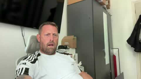 Junky online show from 06/21/26, 12:30