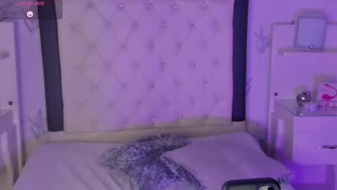 Snapshot of junosomnum chatting on 02/05/25, 11:39 junosomnum online show from 02/05/25, 11:39