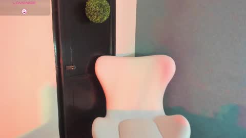 Snapshot of junosomnum chatting on 02/16/25, 09:59 junosomnum online show from 02/16/25, 09:59