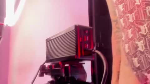 Snapshot of junosomnum chatting on 02/28/25, 10:50 junosomnum online show from 02/28/25, 10:50