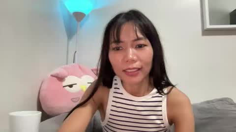 Snapshot of junovaughn chatting on 09/24/25, 03:21 junovaughn online show from 09/24/25, 03:21