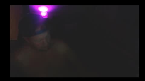 Snapshot of jusbeaz8722 chatting on 12/22/24, 03:33 JustnSide Unexxst online show from 12/22/24, 03:33