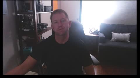 Snapshot of jusbeaz8722 chatting on 12/24/24, 12:11 JustnSide Unexxst online show from 12/24/24, 12:11