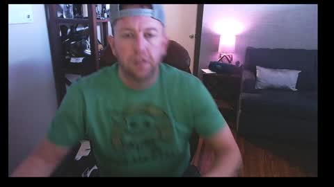 Snapshot of jusbeaz8722 chatting on 01/06/25, 03:19 JustnSide Unexxst online show from 01/06/25, 03:19