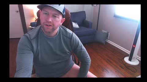 Snapshot of jusbeaz8722 chatting on 01/07/25, 07:38 JustnSide Unexxst online show from 01/07/25, 07:38