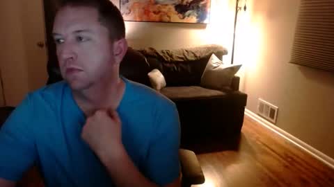 Snapshot of jusbeaz8722 chatting on 12/15/25, 11:36 JustnSide Unexxst online show from 12/15/25, 11:36