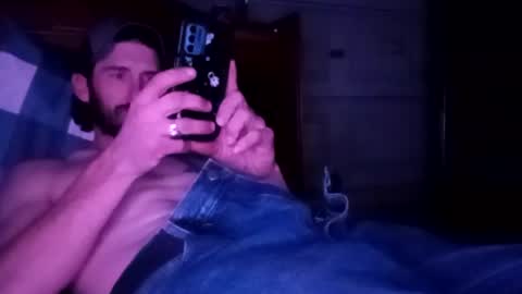 Snapshot of just2day2000 chatting on 02/19/25, 08:22 just2day2000 online show from 02/19/25, 08:22