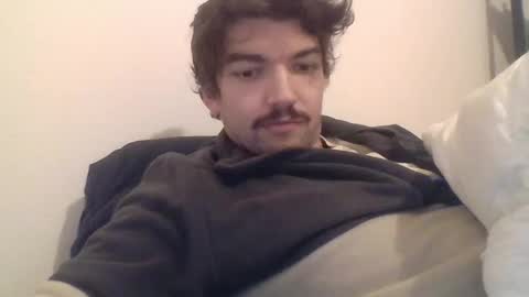 just_a_guy_with_a_big_cock online show from 12/12/24, 08:53