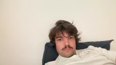 just_a_guy_with_a_big_cock online show from 10/12/25, 01:21