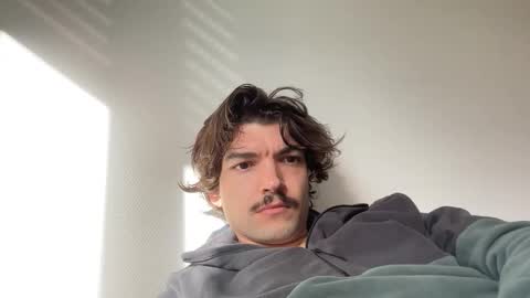 Snapshot of just_a_guy_with_a_big_cock chatting on 11/11/25, 10:04 just_a_guy_with_a_big_cock online show from 11/11/25, 10:04