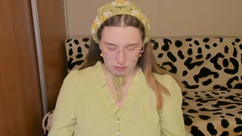 Nika and Mark online show from 06/10/26, 02:16