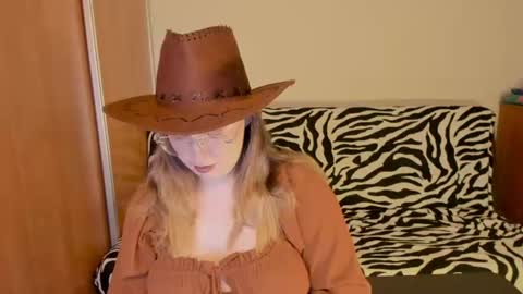 Nika and Mark online show from 06/23/26, 04:16