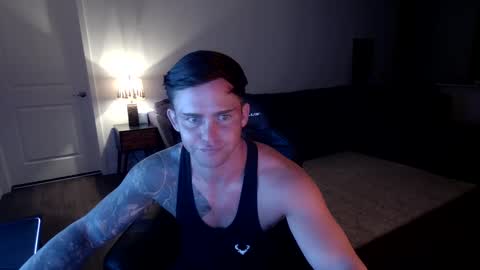 Snapshot of just_jayyyyy chatting on 01/06/25, 04:26 BlueEyedJayy online show from 01/06/25, 04:26