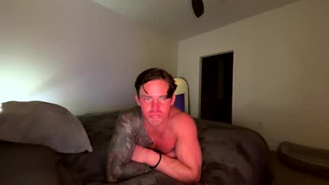 Snapshot of just_jayyyyy chatting on 02/04/25, 03:33 BlueEyedJayy online show from 02/04/25, 03:33