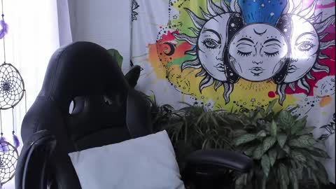 Snapshot of just_katiex chatting on 02/02/25, 10:06 Sofia online show from 02/02/25, 10:06