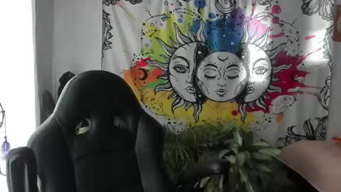 Snapshot of just_katiex chatting on 02/09/25, 05:33 Sofia online show from 02/09/25, 05:33