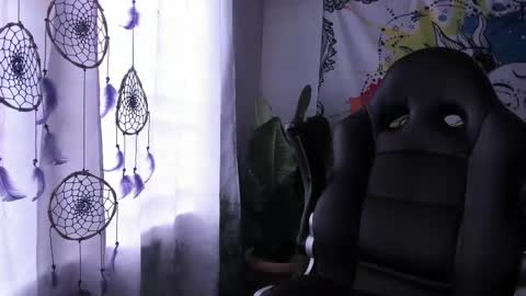 Snapshot of just_katiex chatting on 02/20/25, 07:19 Sofia online show from 02/20/25, 07:19