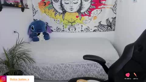 Sofia online show from 11/24/25, 12:38