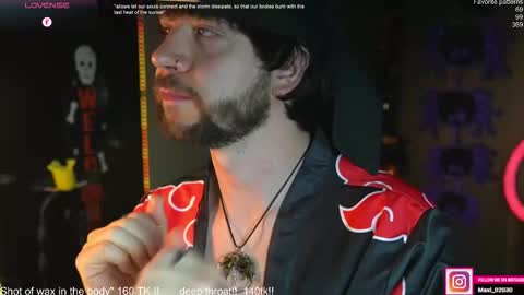 Snapshot of just_your_dreamboy chatting on 10/31/25, 10:22 Maxi online show from 10/31/25, 10:22