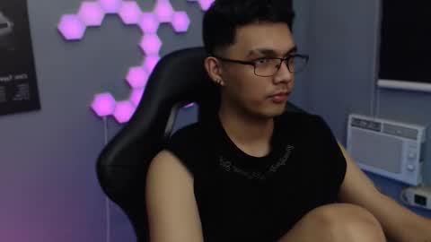 Snapshot of justagamerxxx chatting on 09/30/25, 11:59 Rhys online show from 09/30/25, 11:59