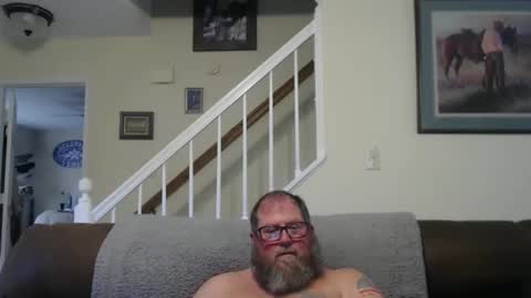 Snapshot of justaguyandnaked chatting on 10/18/25, 05:57 justaguyandnaked online show from 10/18/25, 05:57